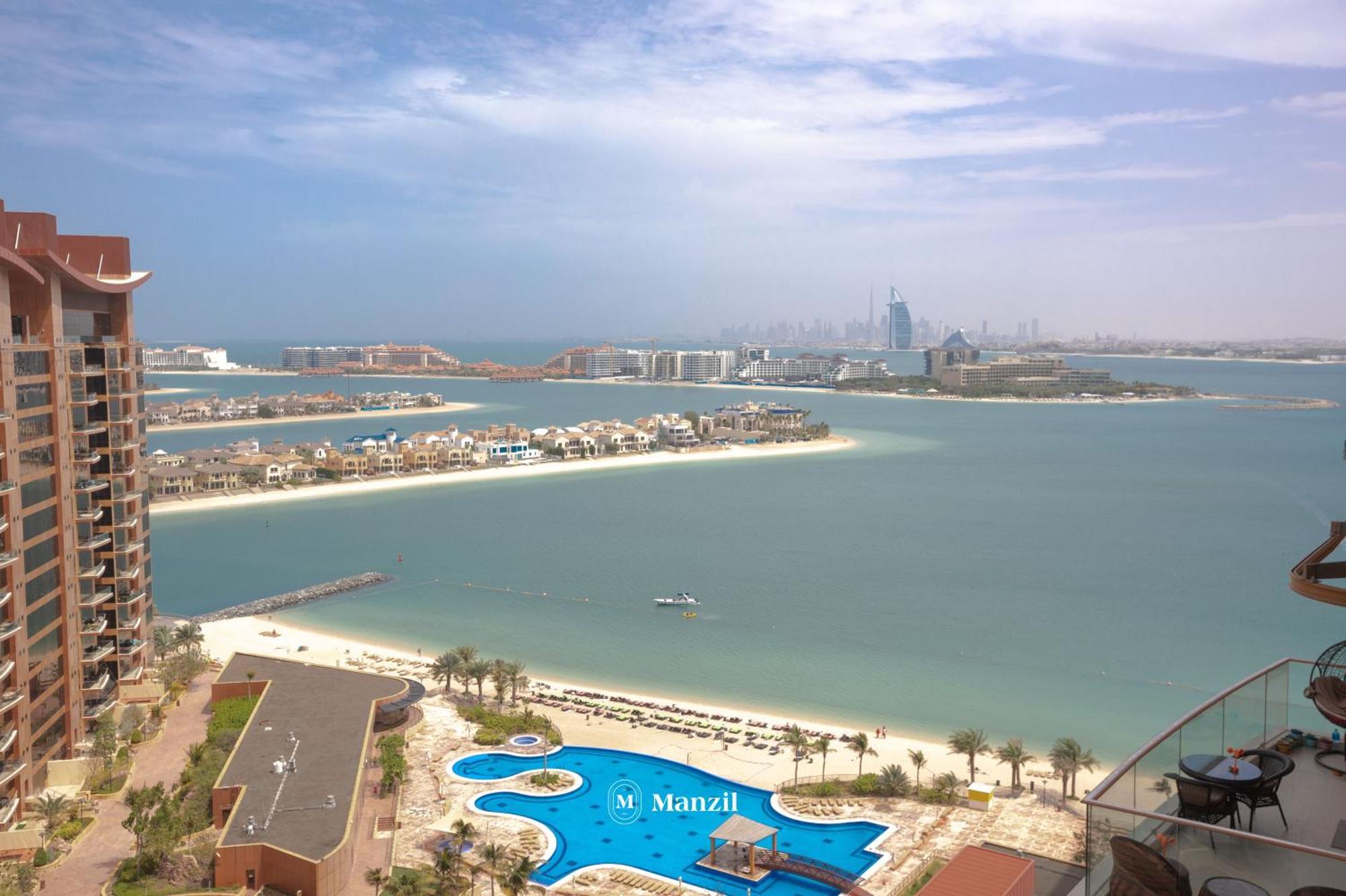 Apartment Manzil - 3br In Palm Jumeirah With Private Access & Sea View *
