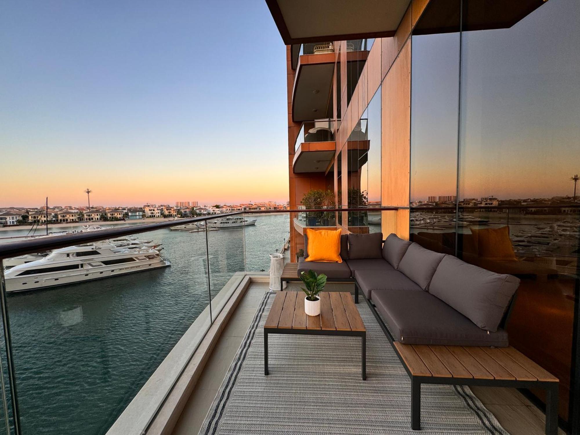 Manzil - 3br In Palm Jumeirah With Private Access & Sea View