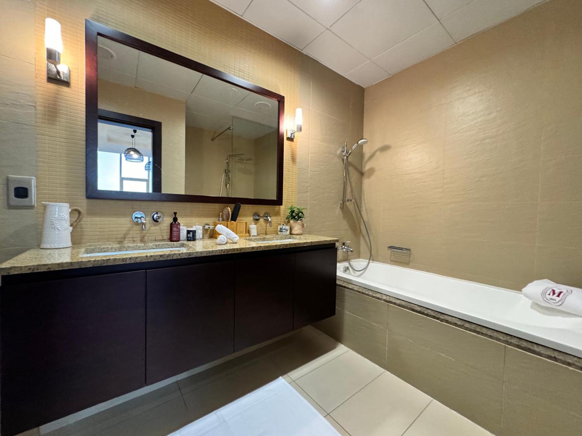 Manzil - 3br In Palm Jumeirah With Private Access & Sea View Dubai