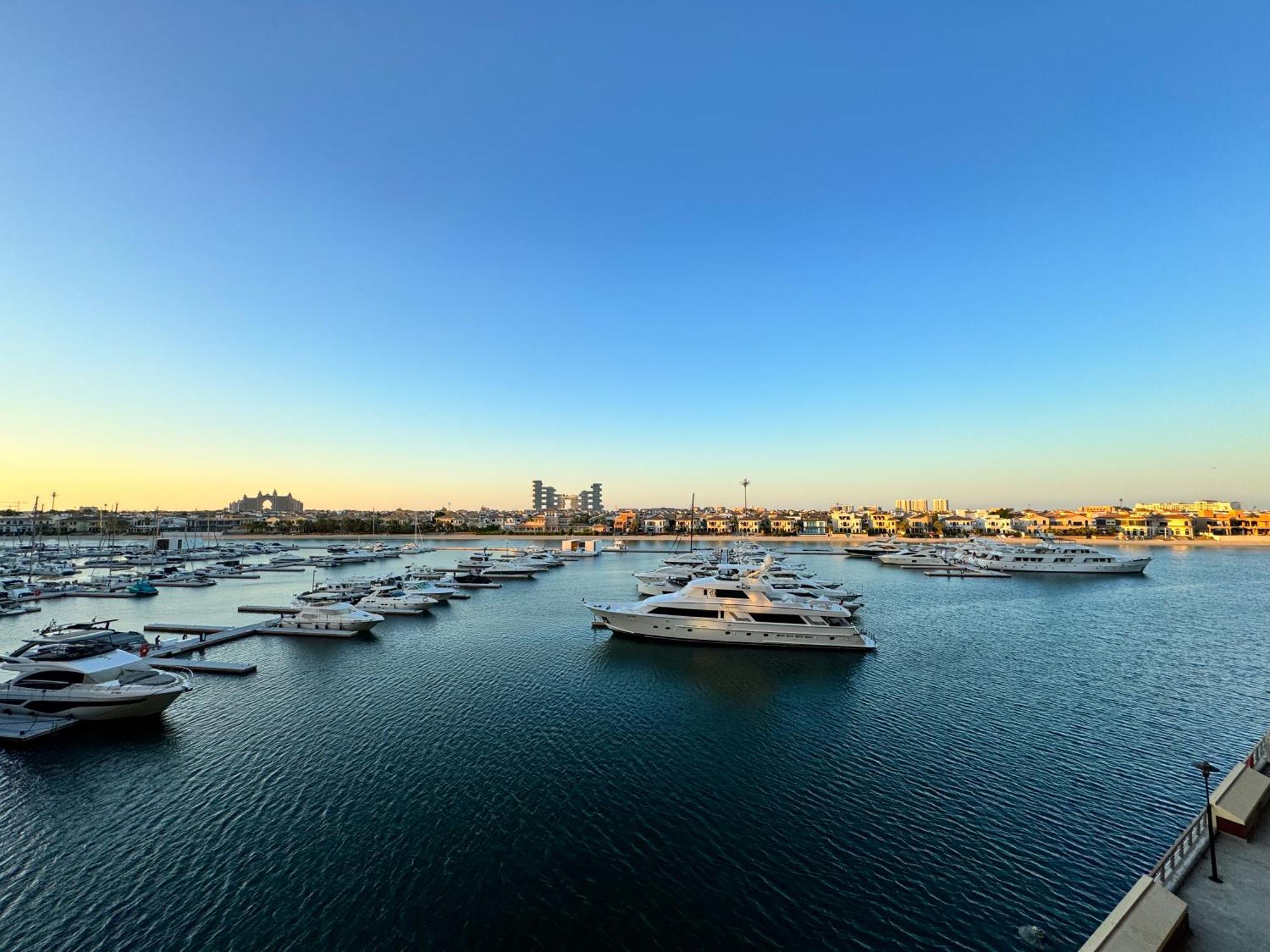 Manzil - 3br In Palm Jumeirah With Private Access & Sea View Dubai